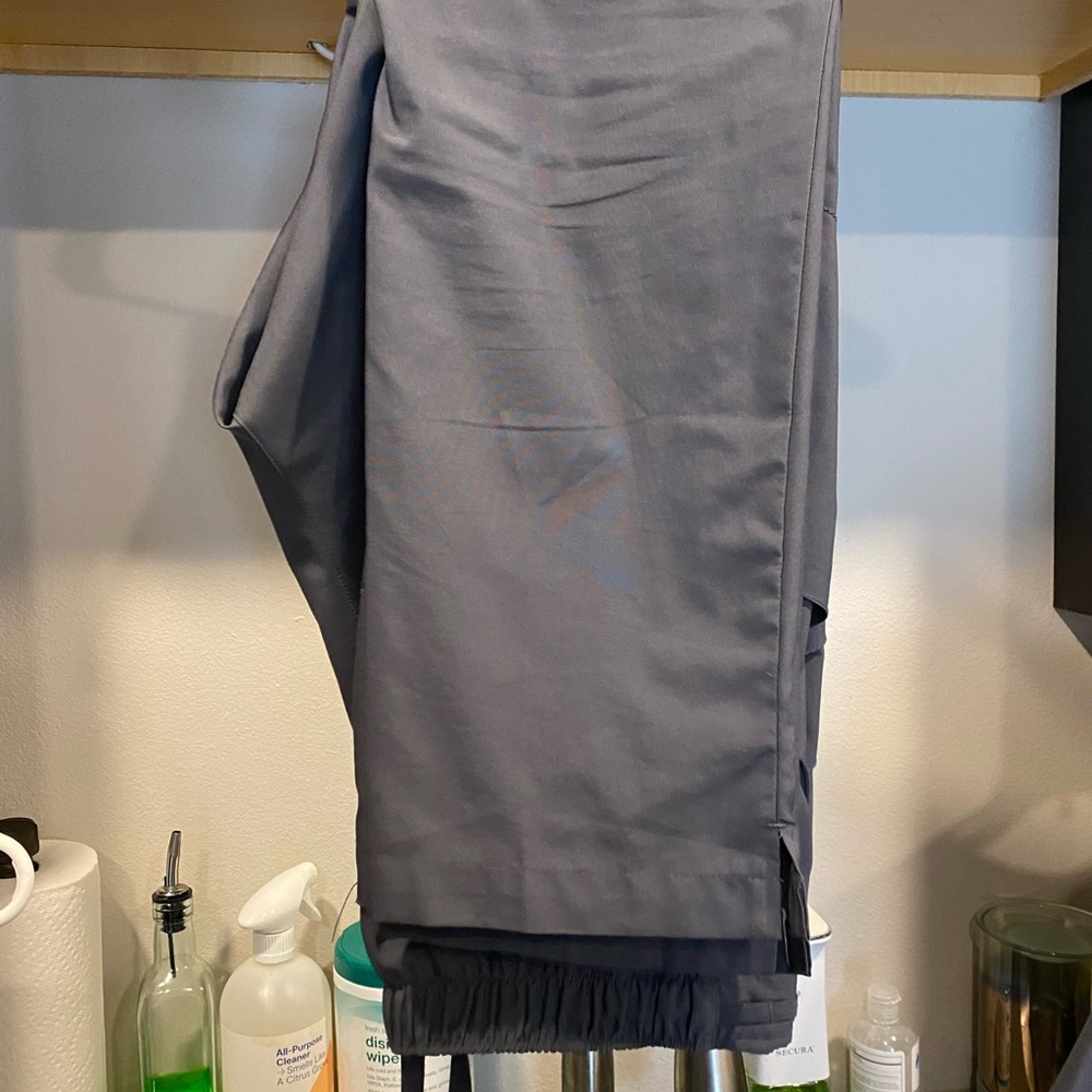 Wink 123 Scrubs (2 sets)